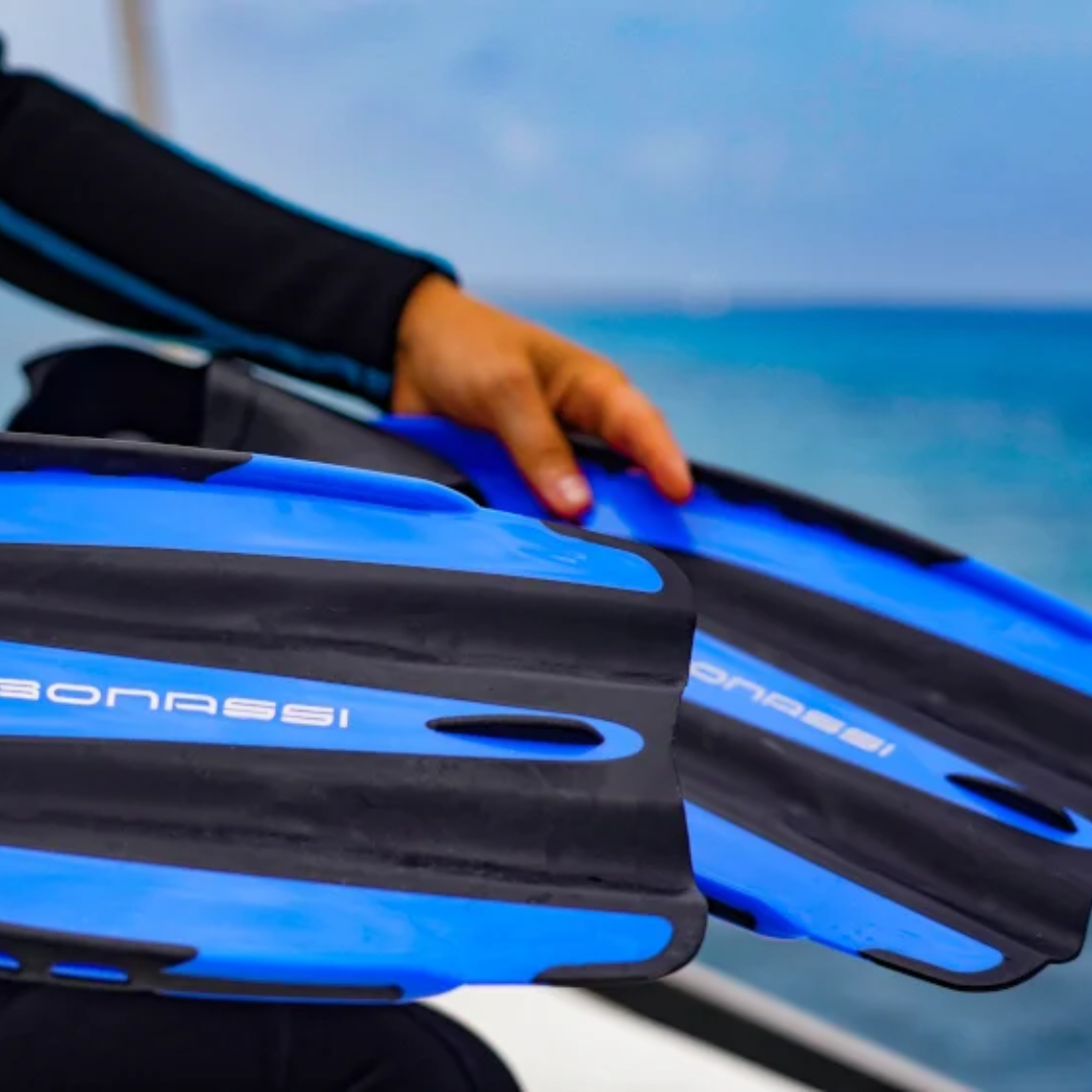 Aletas Bonassi Orca de talón cerrado