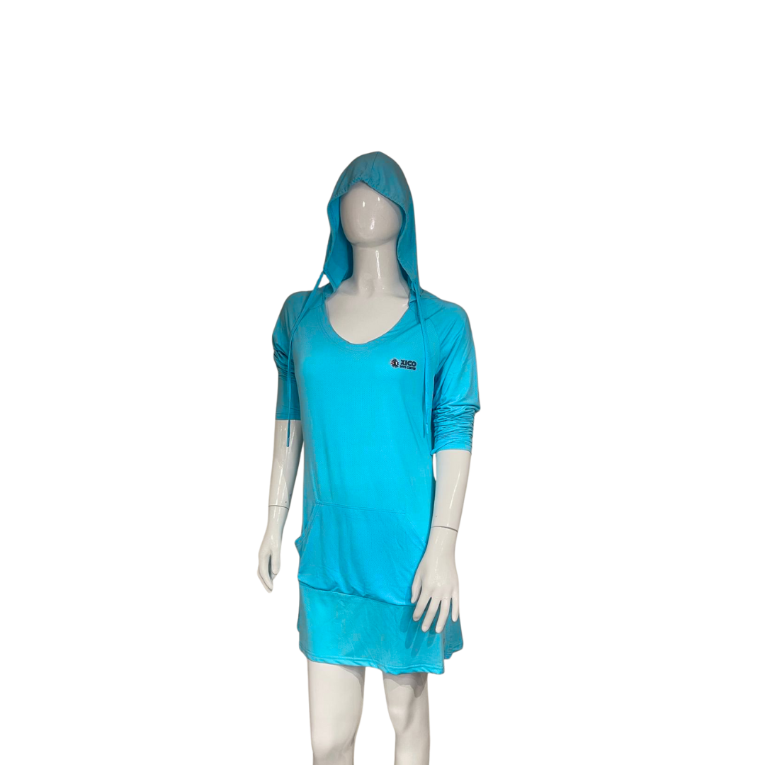 Camisa con capucha y protección solar Dry Fit para mujer
