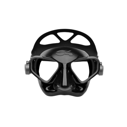 Máscara C4 Black Falcon con tubo Mistral negro